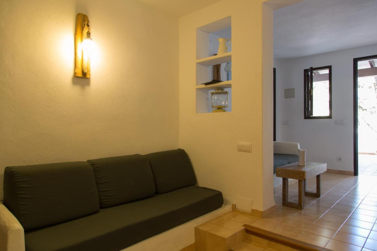 Apartamentos Noray Es Caló Eksteriør bilde